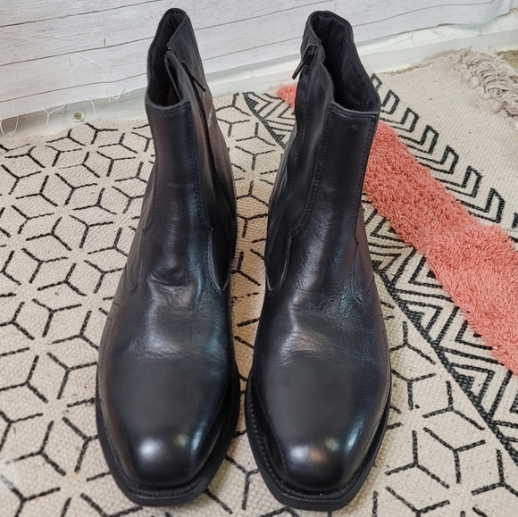 LAREDO HOXIE WESTERN BOOT IN BLACK, SIZE 11 - Picture 4 of 16